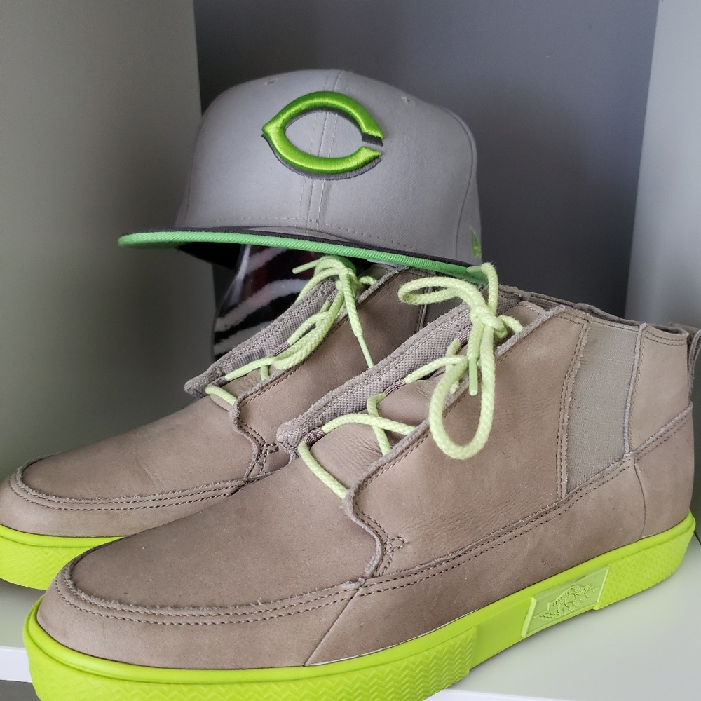 Jordan boots & new era hat - Picture 1 of 8